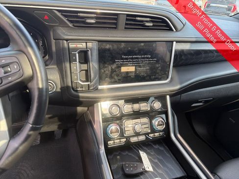 Used 2023 GMC Yukon Denali w/ Advanced Technology Package image 20