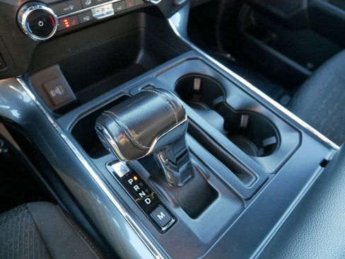 Certified 2022 Ford F150 XLT w/ Equipment Group 302A High image 26