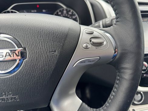 Used 2018 Nissan Murano SL w/ Midnight Edition Package image 16