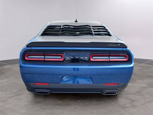 Used 2023 Dodge Challenger R/T w/ T/A Package image 5