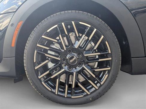 New 2026 MINI Cooper 4-Door Hardtop image 10