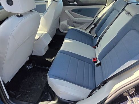 New 2026 Volkswagen Jetta SE image 8