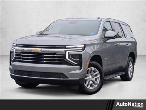 Used 2025 Chevrolet Tahoe LT image 1