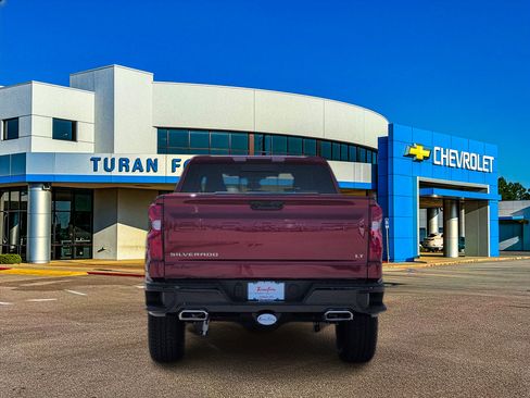 New 2026 Chevrolet Silverado 1500 LT Trail Boss w/ Convenience Package II AWD/4WD image 4