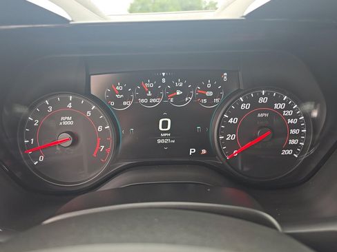 Used 2018 Chevrolet Camaro ZL1 RWD image 18