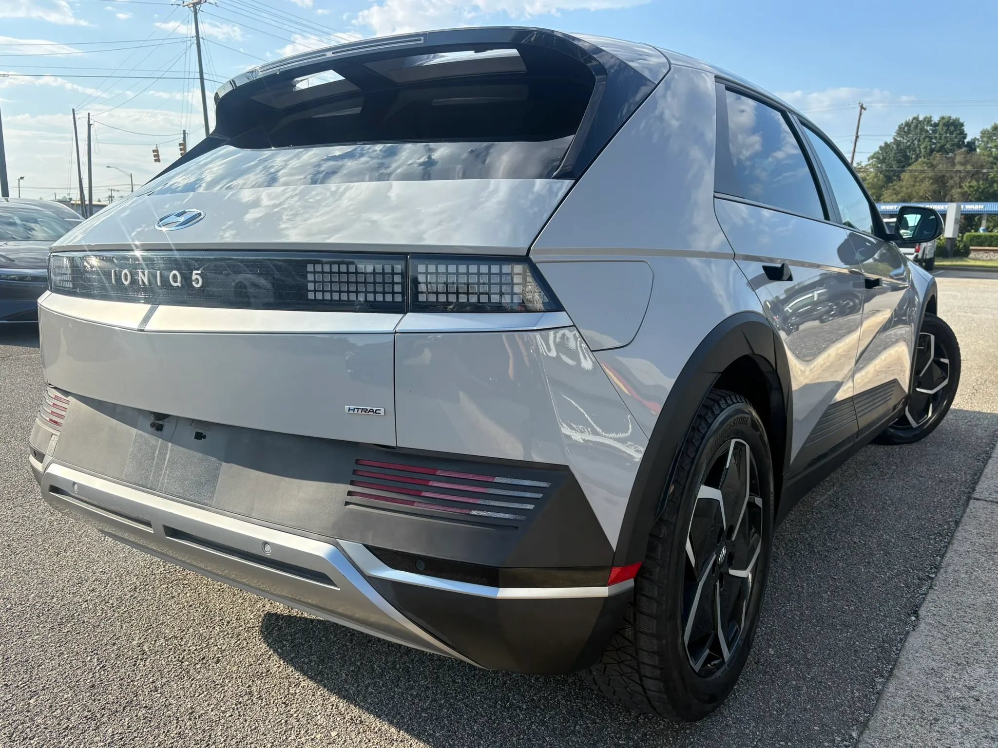 Used 2024 Hyundai Ioniq 5 SEL AWD/4WD image 5