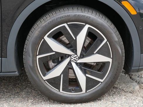Certified 2023 Volkswagen ID.4 Pro S AWD/4WD image 9