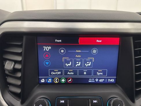 Used 2023 GMC Acadia SLE w/ Driver Convenience Package FWD image 33