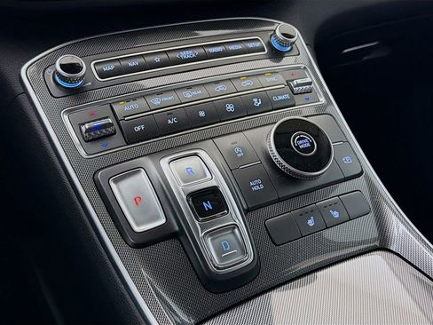 Used 2023 Hyundai Santa Fe SEL image 19