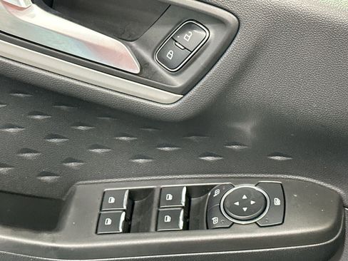 Used 2020 Ford Escape SE image 16