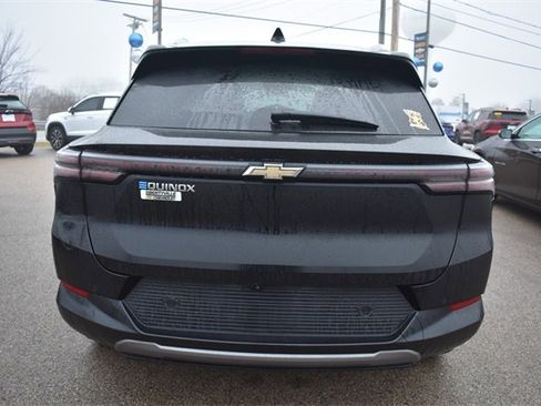 Used 2024 Chevrolet Equinox EV LT image 4