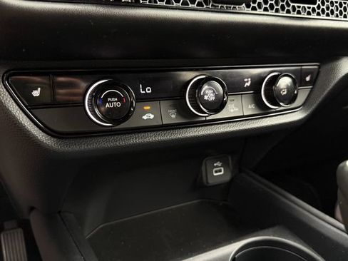 Certified 2024 Honda HR-V Sport image 23