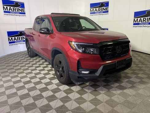 Used 2025 Honda Ridgeline Black Edition image 1