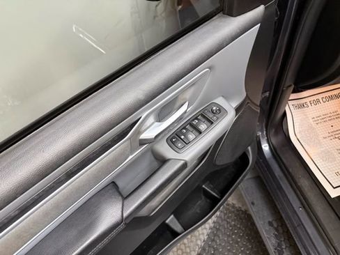 Used 2021 RAM 1500 Big Horn image 22