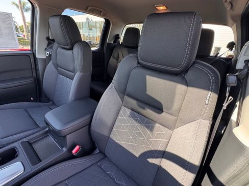 New 2026 Nissan Frontier SV image 10