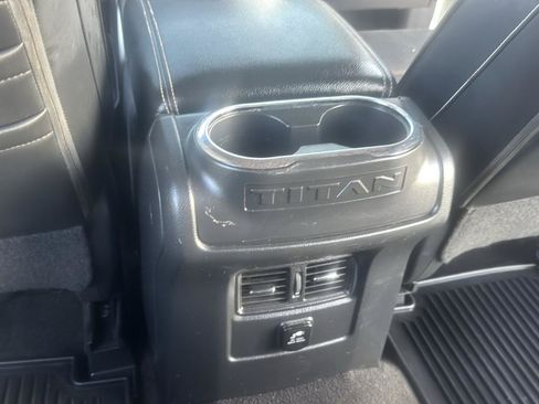 Used 2018 Nissan Titan PRO-4X AWD/4WD image 20