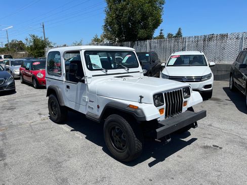 Used 1995 Jeep Wrangler Sport S image 1
