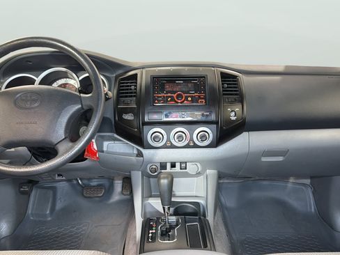 Used 2011 Toyota Tacoma 2WD Access Cab image 14