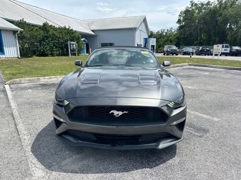 Used 2020 Ford Mustang Premium RWD image 8