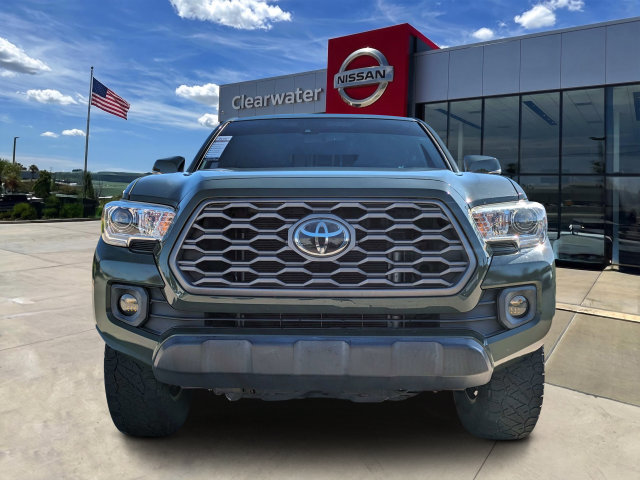Used 2021 Toyota Tacoma TRD Off-Road w/ Technology Package AWD/4WD image 2
