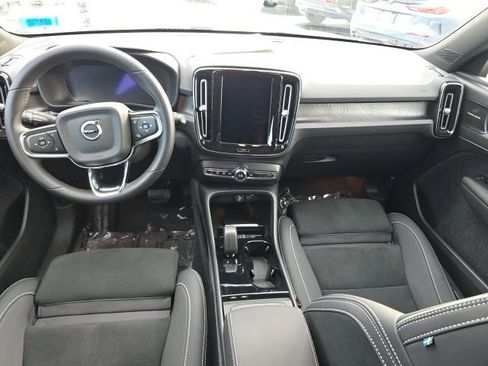 Certified 2024 Volvo XC40 Recharge Ultimate w/ Protection Package Premier image 25