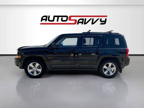 Used 2017 Jeep Patriot Latitude FWD image 4