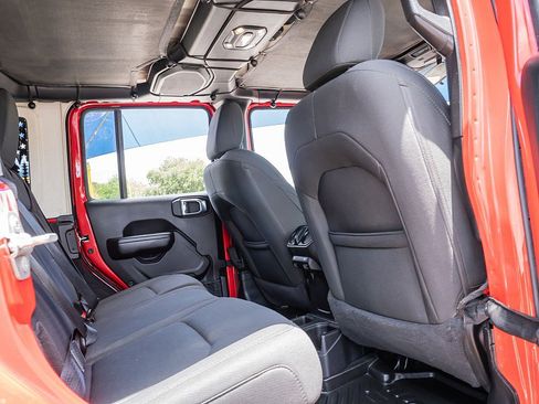 Used 2021 Jeep Wrangler Unlimited Sport AWD/4WD image 23