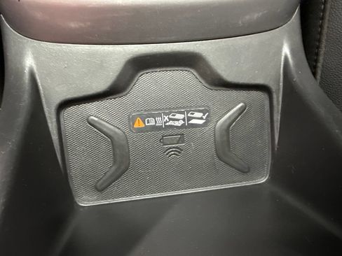 Used 2021 Chevrolet Colorado ZR2 w/ ZR2 Midnight Special Edition AWD/4WD image 21