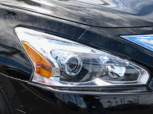 Used 2013 Nissan Altima 2.5 S FWD image 24