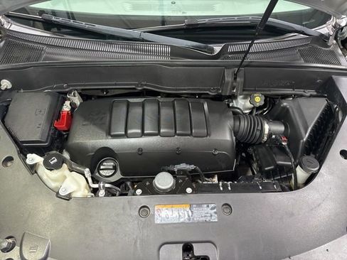 Used 2017 Chevrolet Traverse LS AWD/4WD image 5