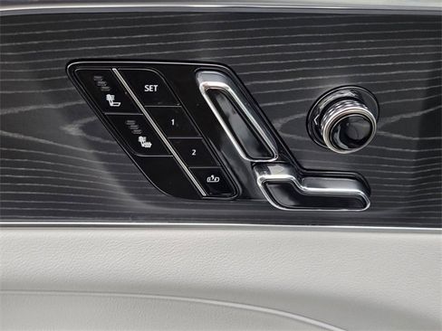 New 2026 Cadillac Lyriq Luxury image 20