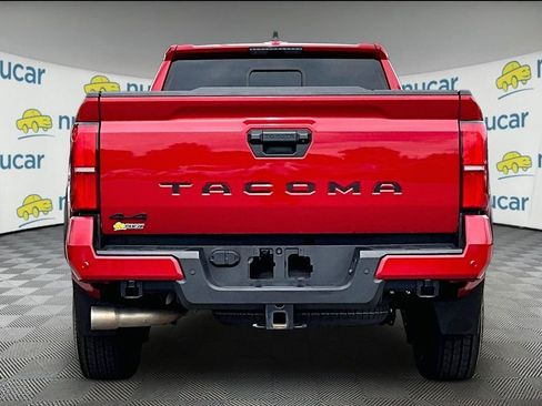 Used 2024 Toyota Tacoma TRD Off-Road w/ TRD Off Road Upgrade Package AWD/4WD image 5