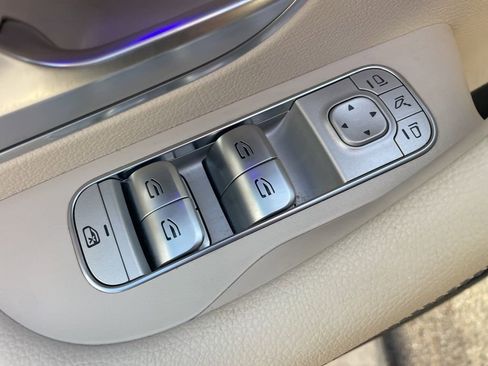 Used 2023 Mercedes-Benz GLE 350 4MATIC image 22