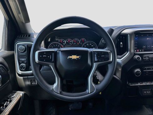 Used 2021 Chevrolet Silverado 1500 LT w/ Bed Protection Package RWD image 13