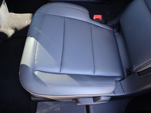 New 2026 Ford Explorer Active w/ Active Comfort Package image 14