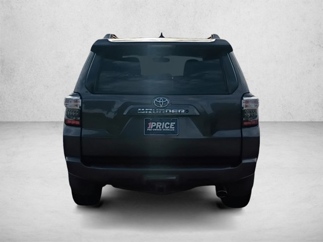 Used 2015 Toyota 4Runner SR5 RWD image 7