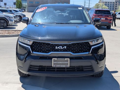 Used 2022 Kia Sorento LX AWD/4WD image 8