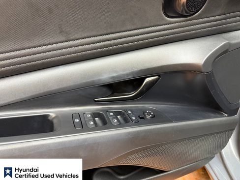 Certified 2025 Hyundai Elantra Sport FWD image 23
