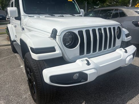 Used 2021 Jeep Wrangler Unlimited Sahara AWD/4WD image 27