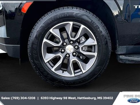 Used 2023 Chevrolet Tahoe LT w/ Luxury Package image 7