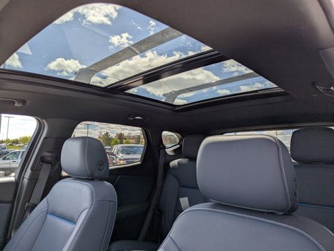 Certified 2023 Chevrolet Blazer RS w/ Driver Confidence II Package image 30