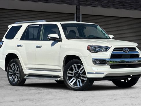Used 2022 Toyota 4Runner Limited image 2