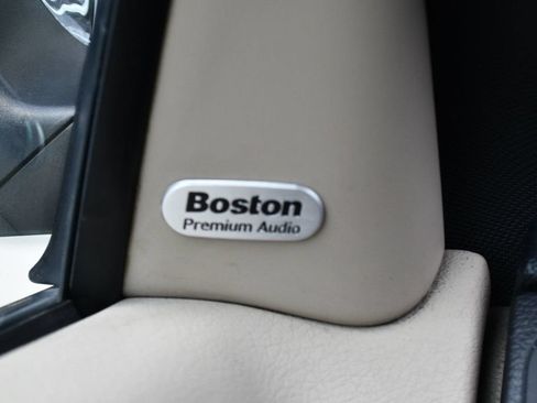 Used 2012 Chrysler 200 Limited FWD image 67