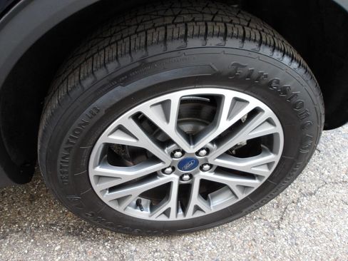 Used 2021 Ford Escape SEL w/ Technology Package image 34