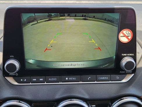 Used 2025 Nissan Sentra SR FWD image 16