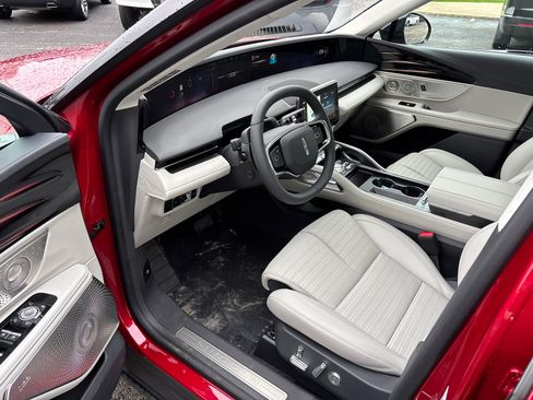 New 2026 Lincoln Nautilus Reserve AWD/4WD image 25