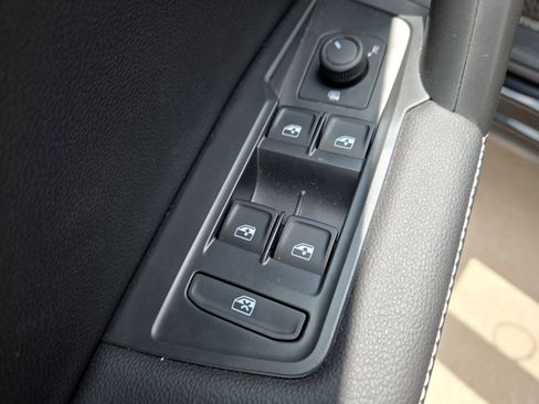 New 2024 Volkswagen Tiguan S image 20