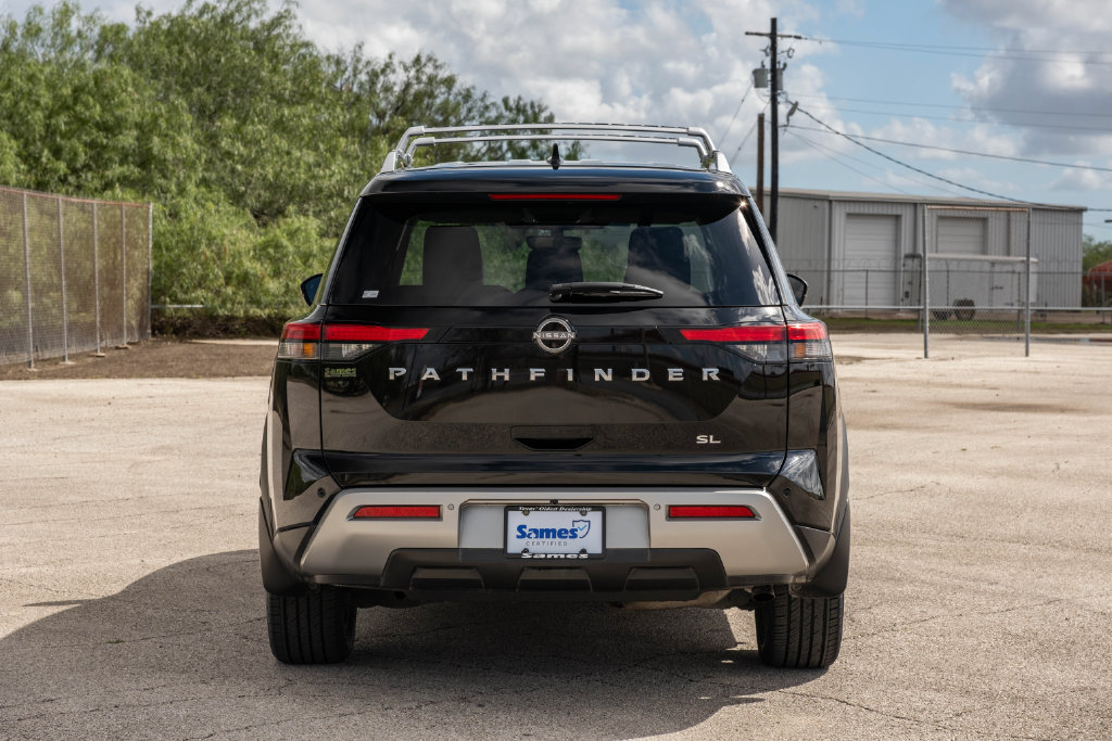 Used 2024 Nissan Pathfinder SL w/ SL Premium Package FWD image 7