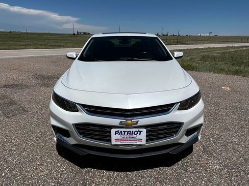 Used 2016 Chevrolet Malibu LT FWD image 8
