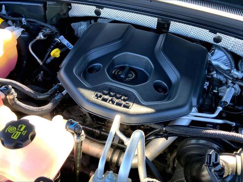 Used 2023 Jeep Grand Cherokee image 30